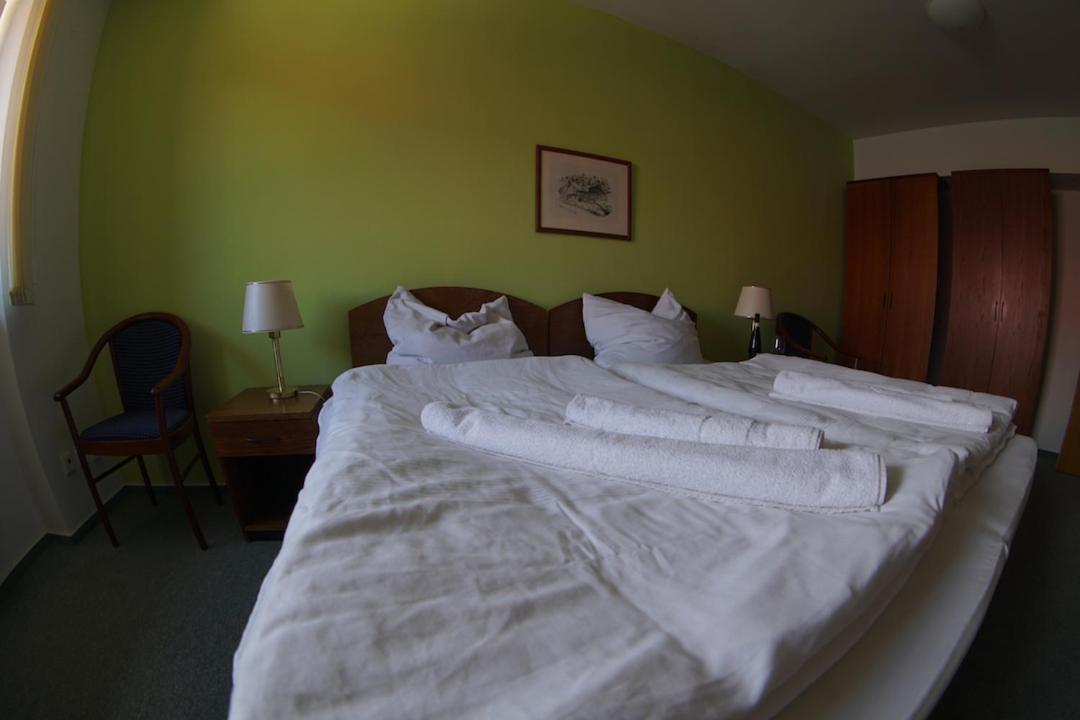 Hotel U Andela Michaela Javorná 外观 照片